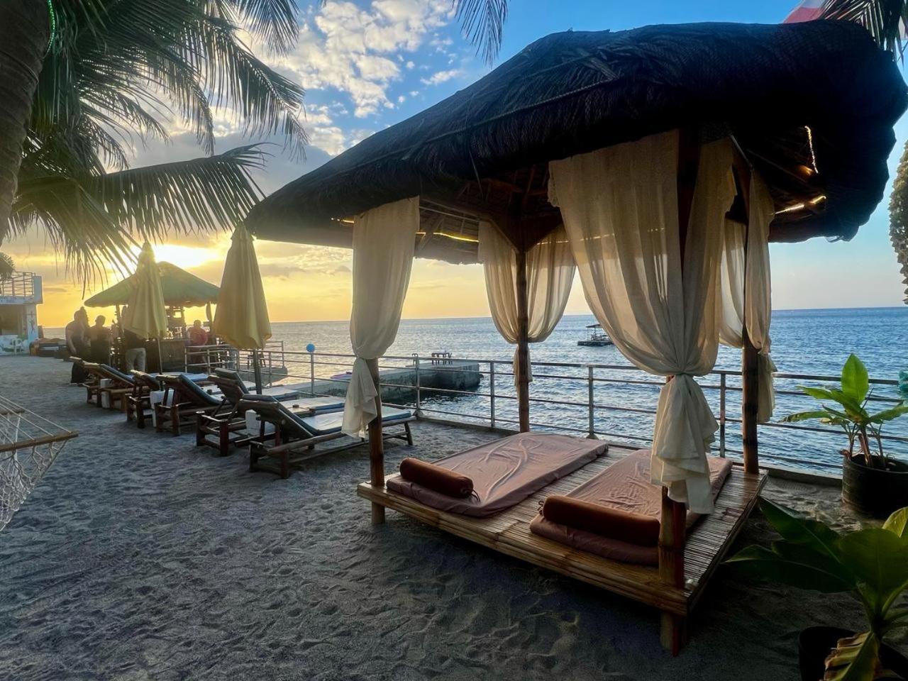 The Philip Ann Resort Мабини Экстерьер фото